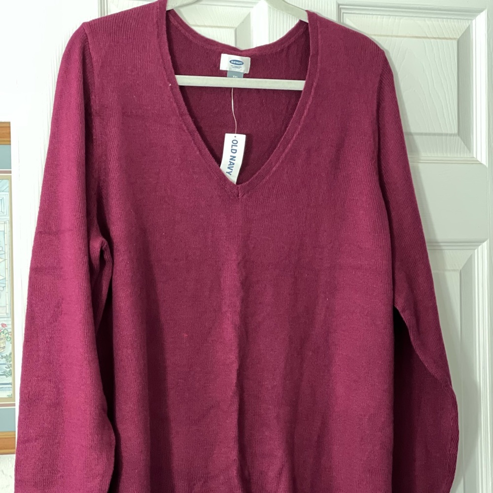 Old Navy sweater